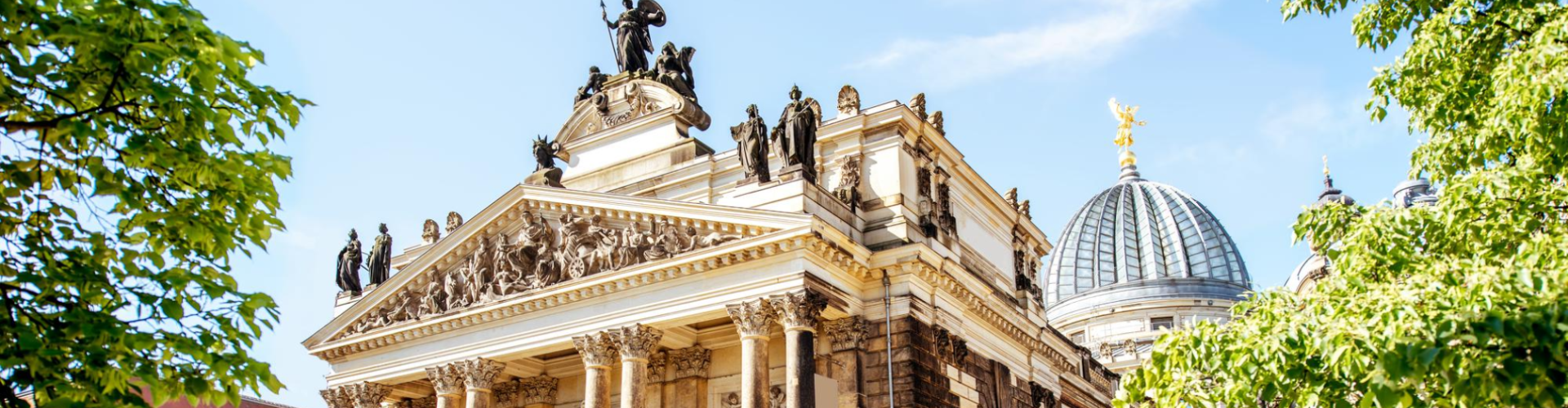 Hire Elevator Mechanics for Germany